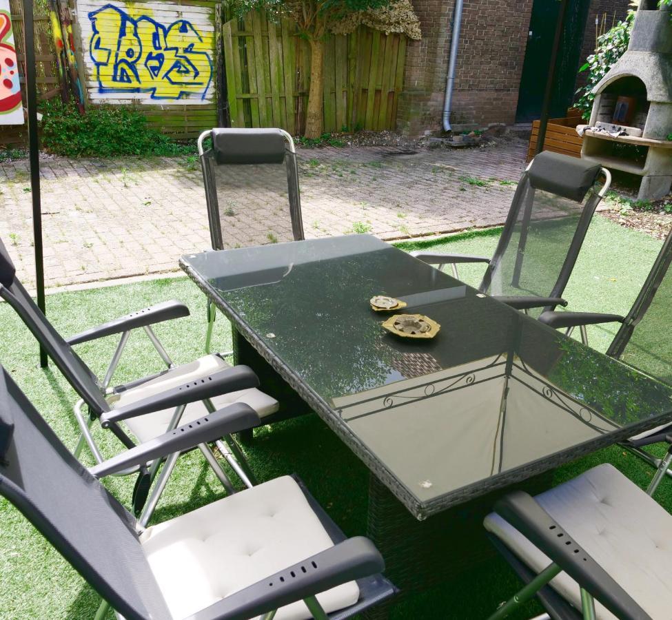 The Diesel Bed And Breakfast Rotterdam Ngoại thất bức ảnh